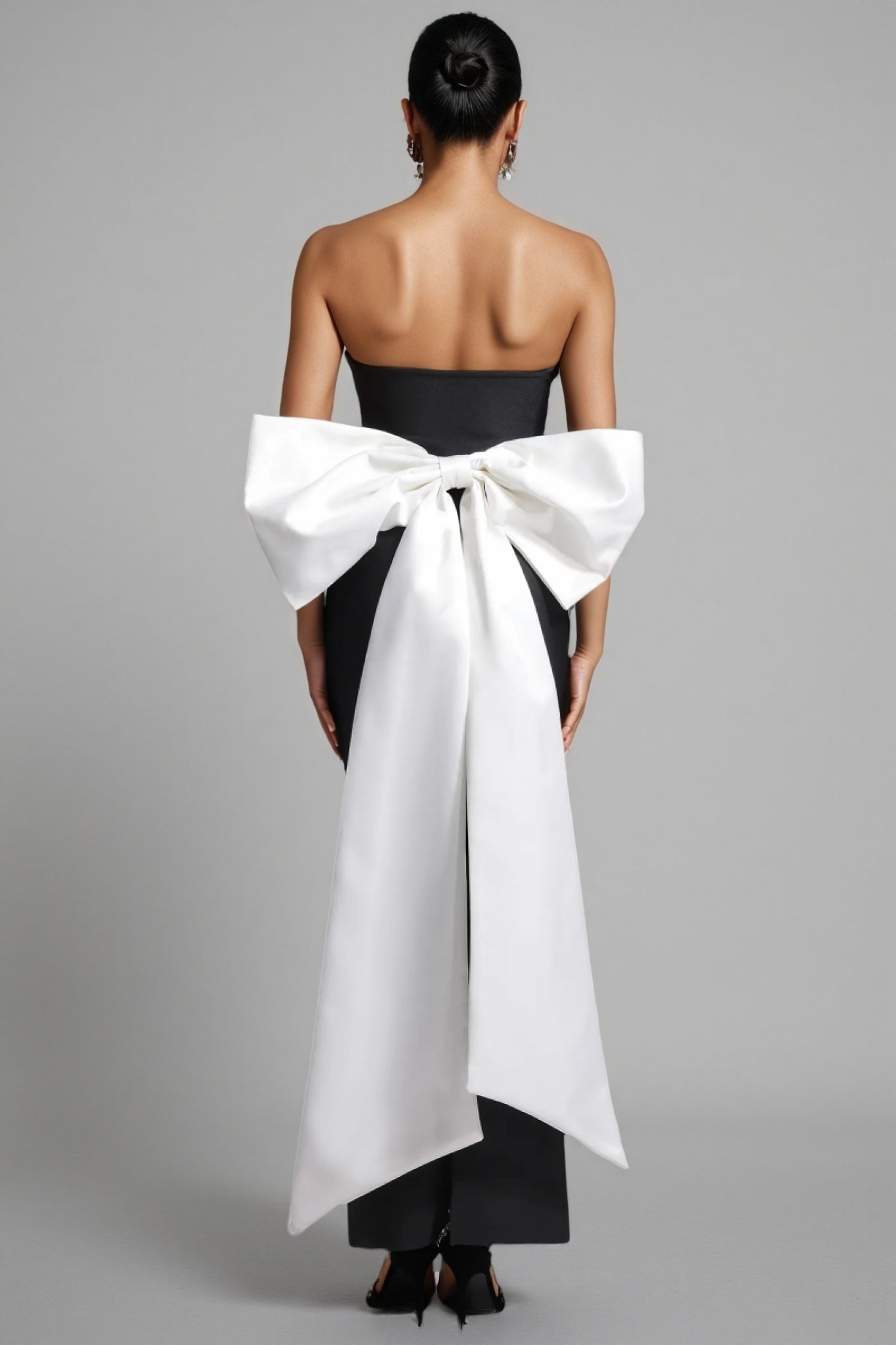 Strapless Sweetheart Bustier Bow Back Column Maxi Gown