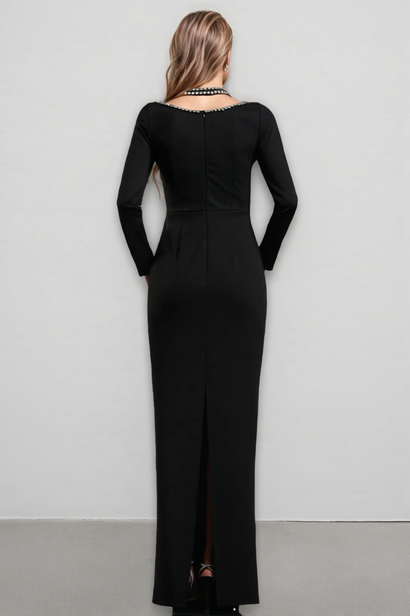 Revie V-Neck Bandage Maxi Dress - View 4