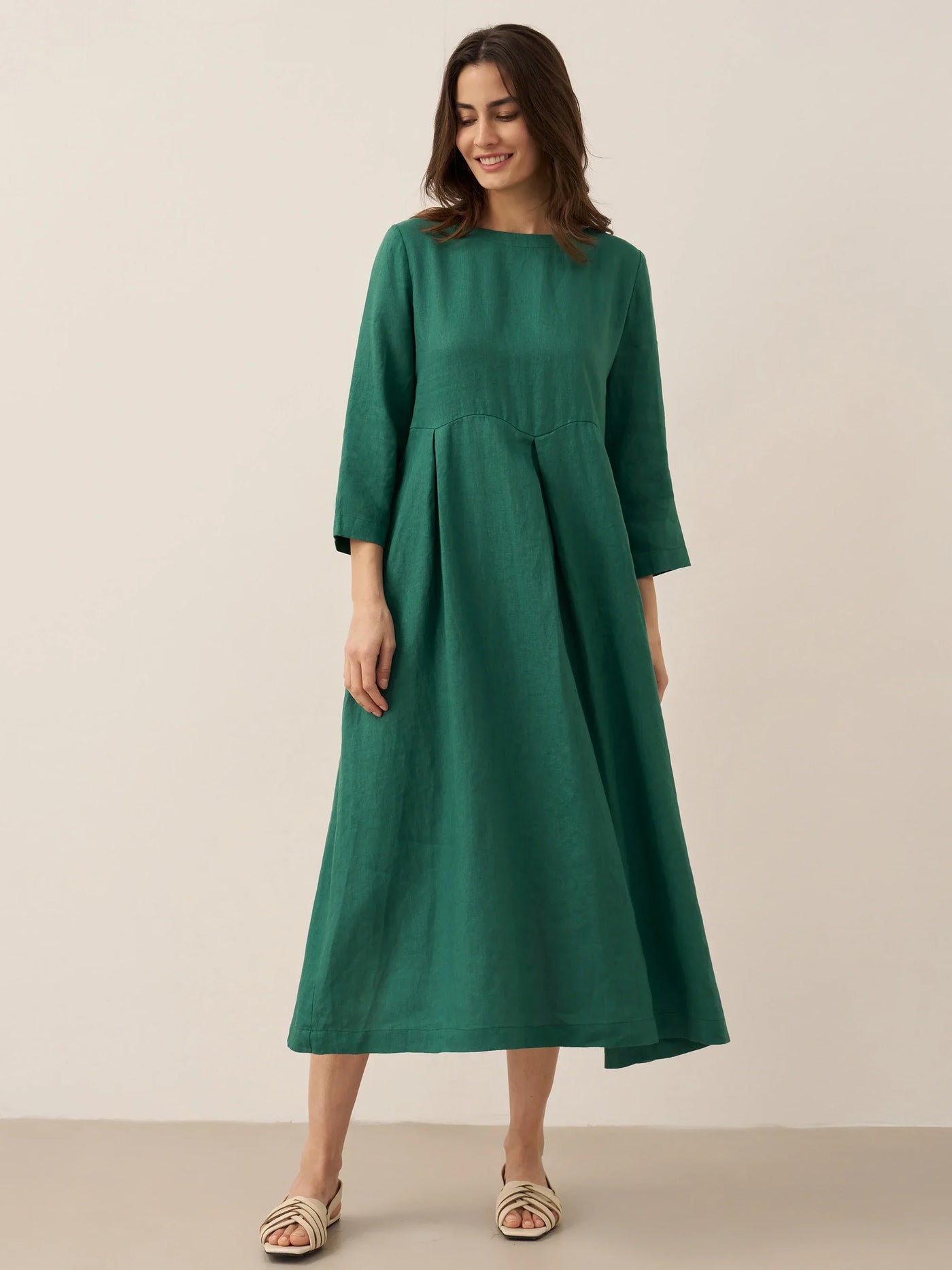 Pleated Round Neck Pocket A-Line Maxi Dress 12