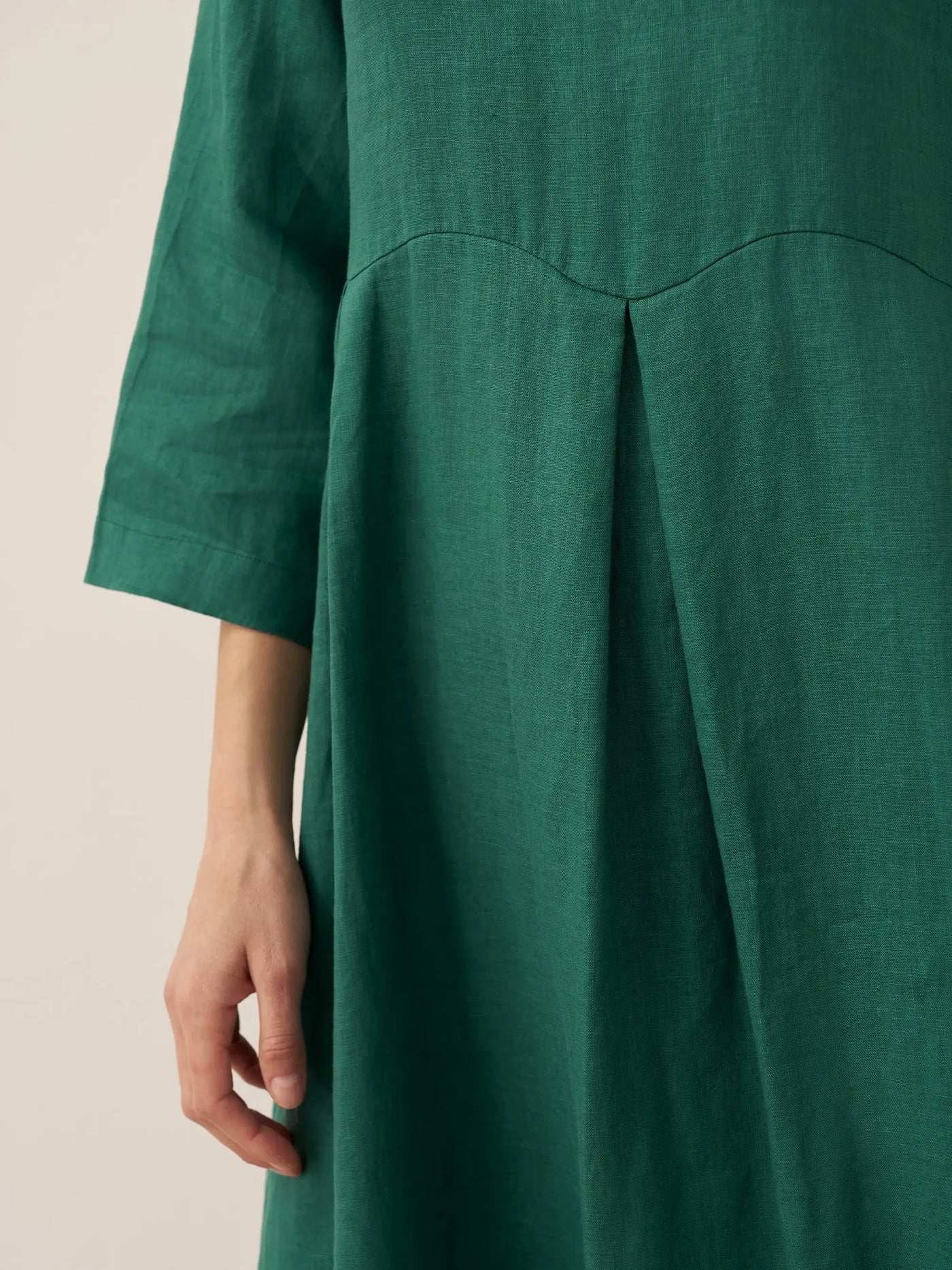 Pleated Round Neck Pocket A-Line Maxi Dress 20