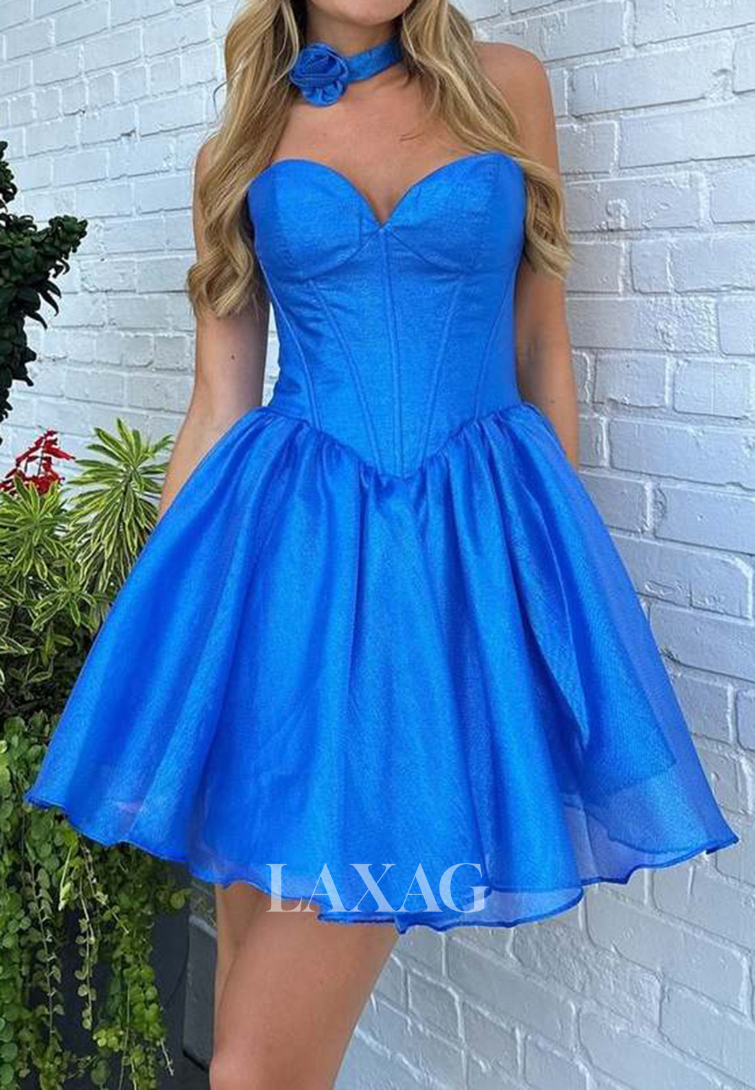 Sweetheart Off-Shoulder Sleeveless Glitter-Knit Pleated A-Line Homecoming Dress