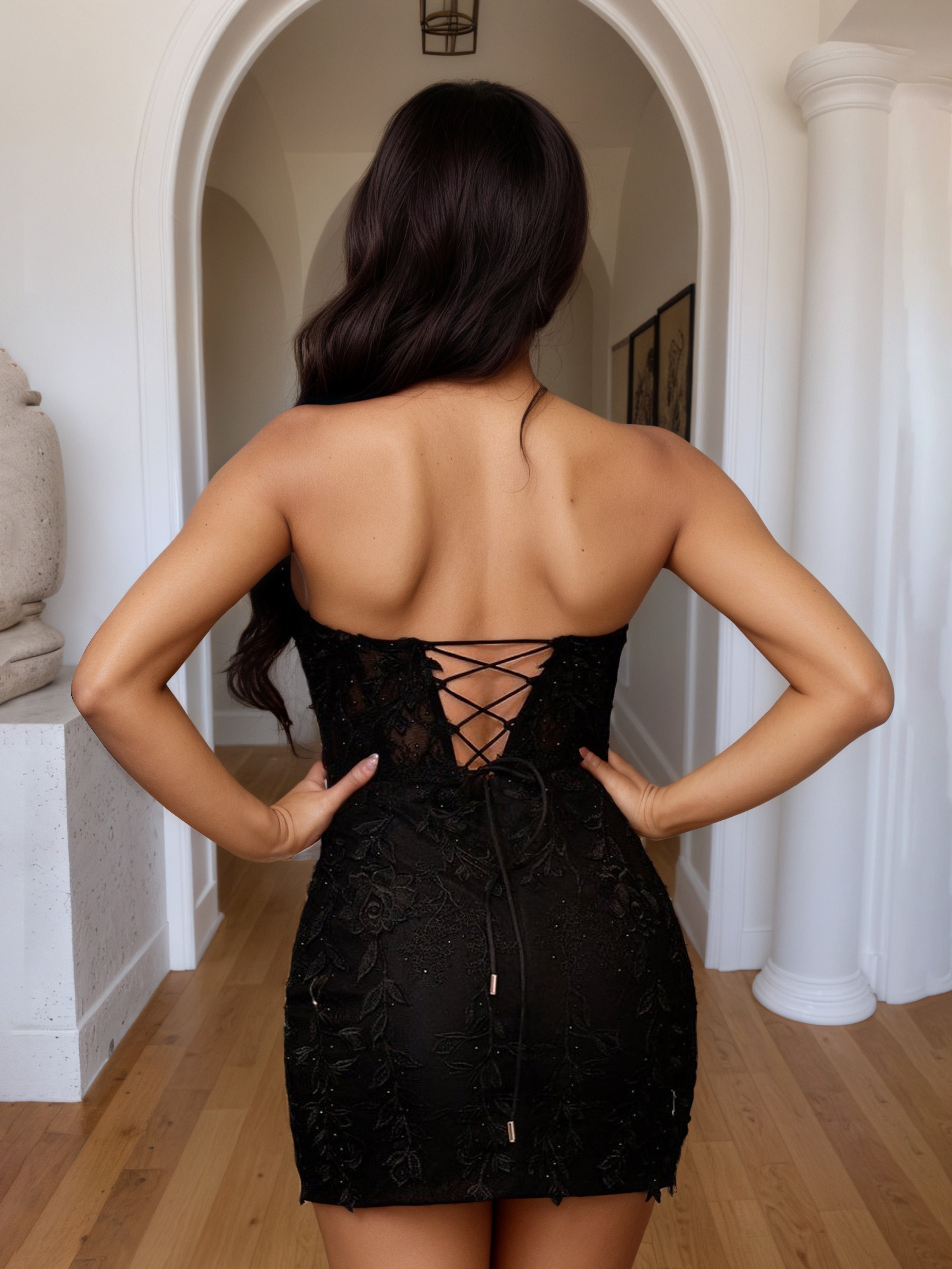 Black Sweetheart See-through Beading Sheath Homecoming Dress