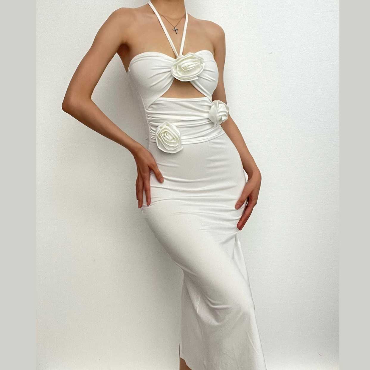 Halter Neck 3D Rose Cut Out Ruched Bodycon Maxi Dress