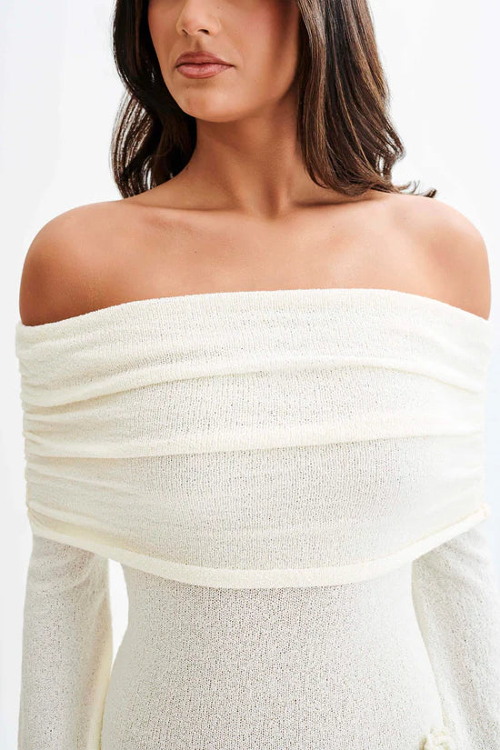 Off Shoulder Long Sleeve Knit Rosette Applique Maxi Dress 4