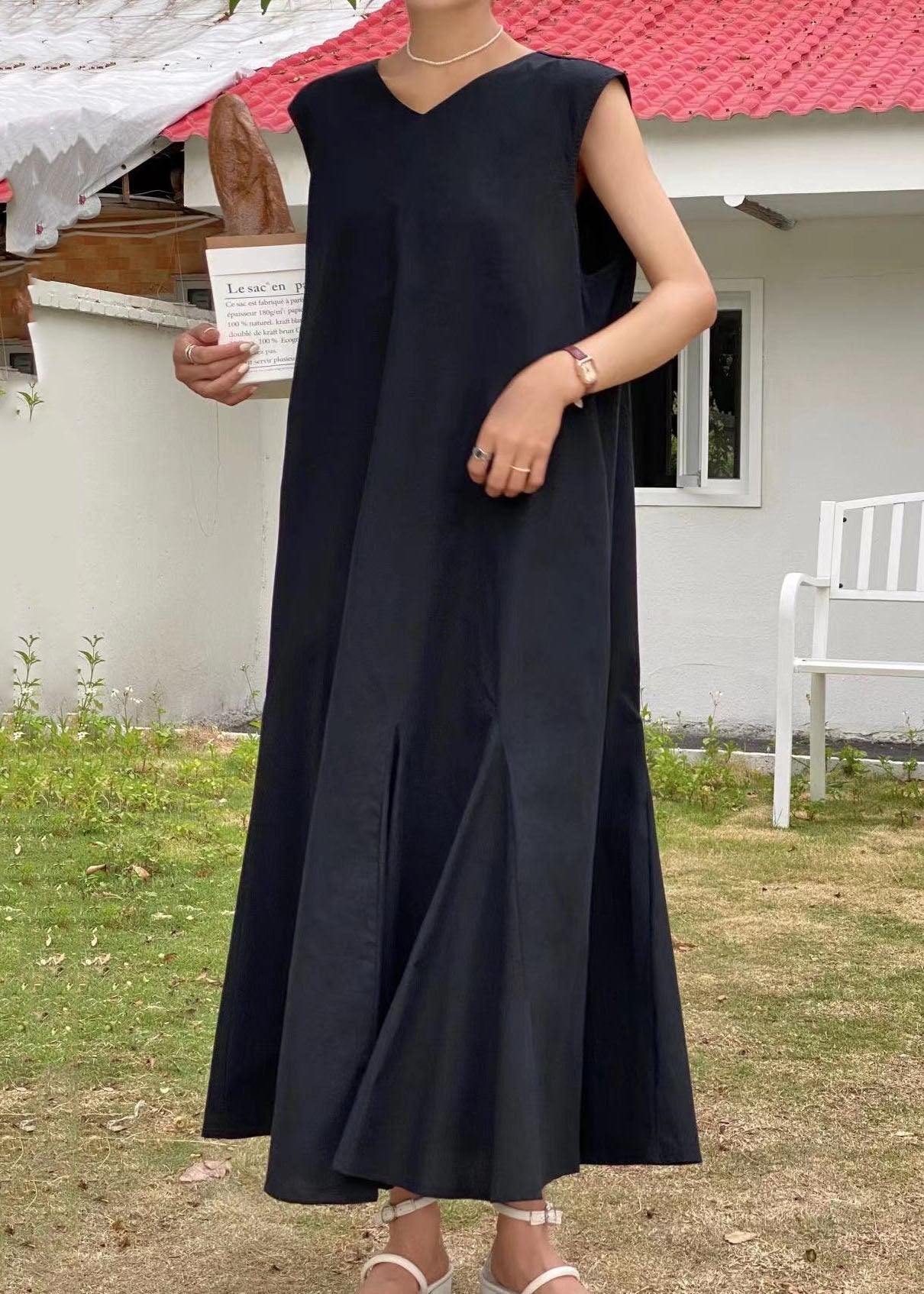 V-Neck Sleeveless Pleated Gusset Tent A-Line Maxi Dress