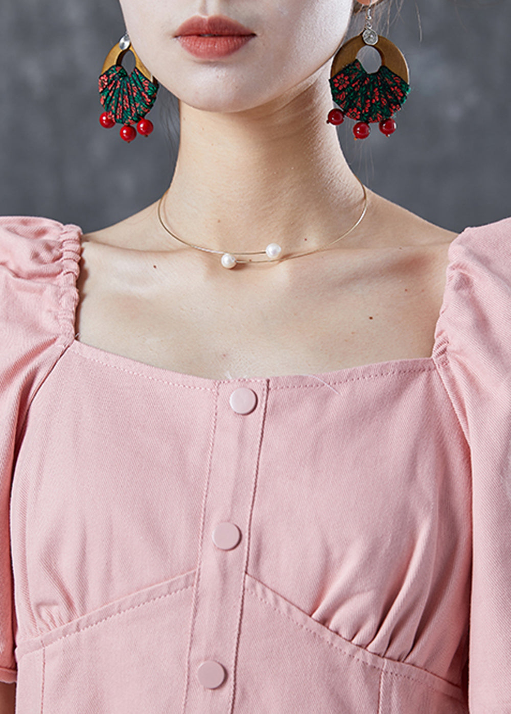 Beautifully Crafted Dress in a Classic Style