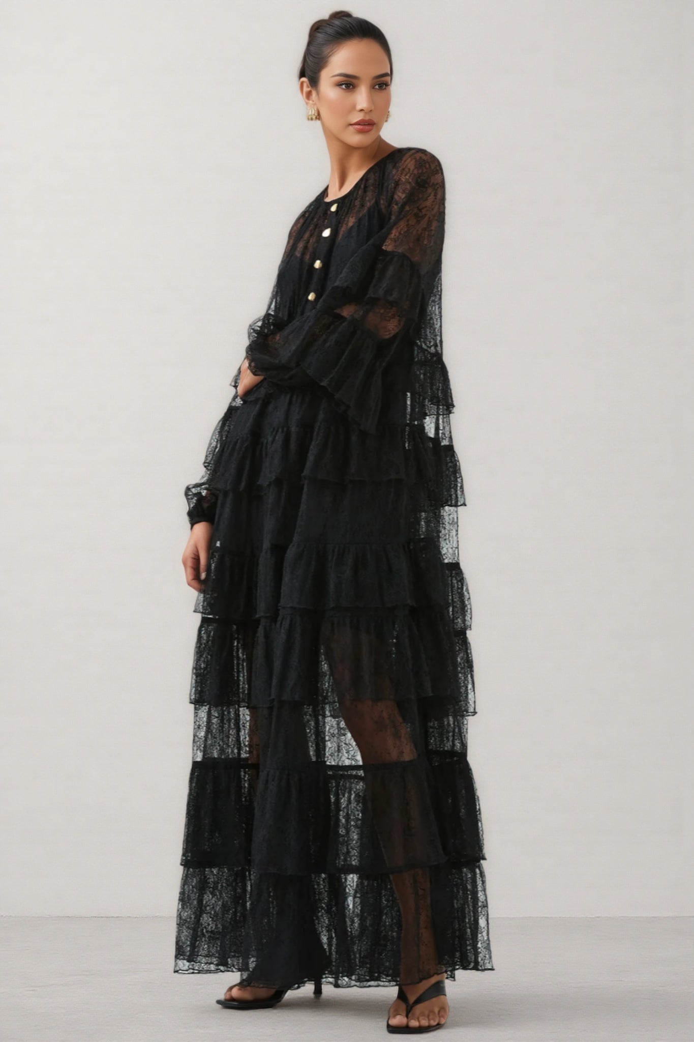 Varekx Black Round Neck Lace Maxi Dress - View 2
