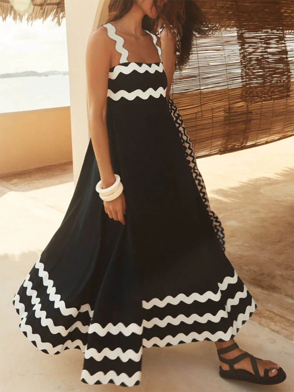 Contrast Wave Trim Square Neck Wide Strap A-Line Maxi Dress 3