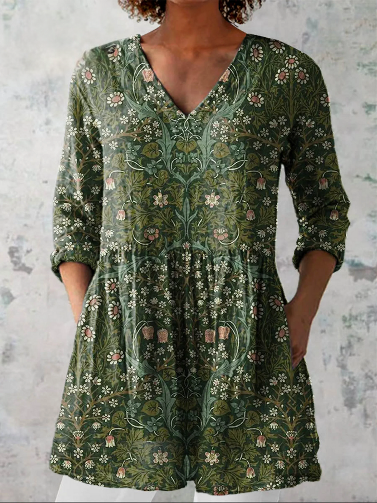 Floral Print V-Neck Long Sleeve Peplum Tunic Top