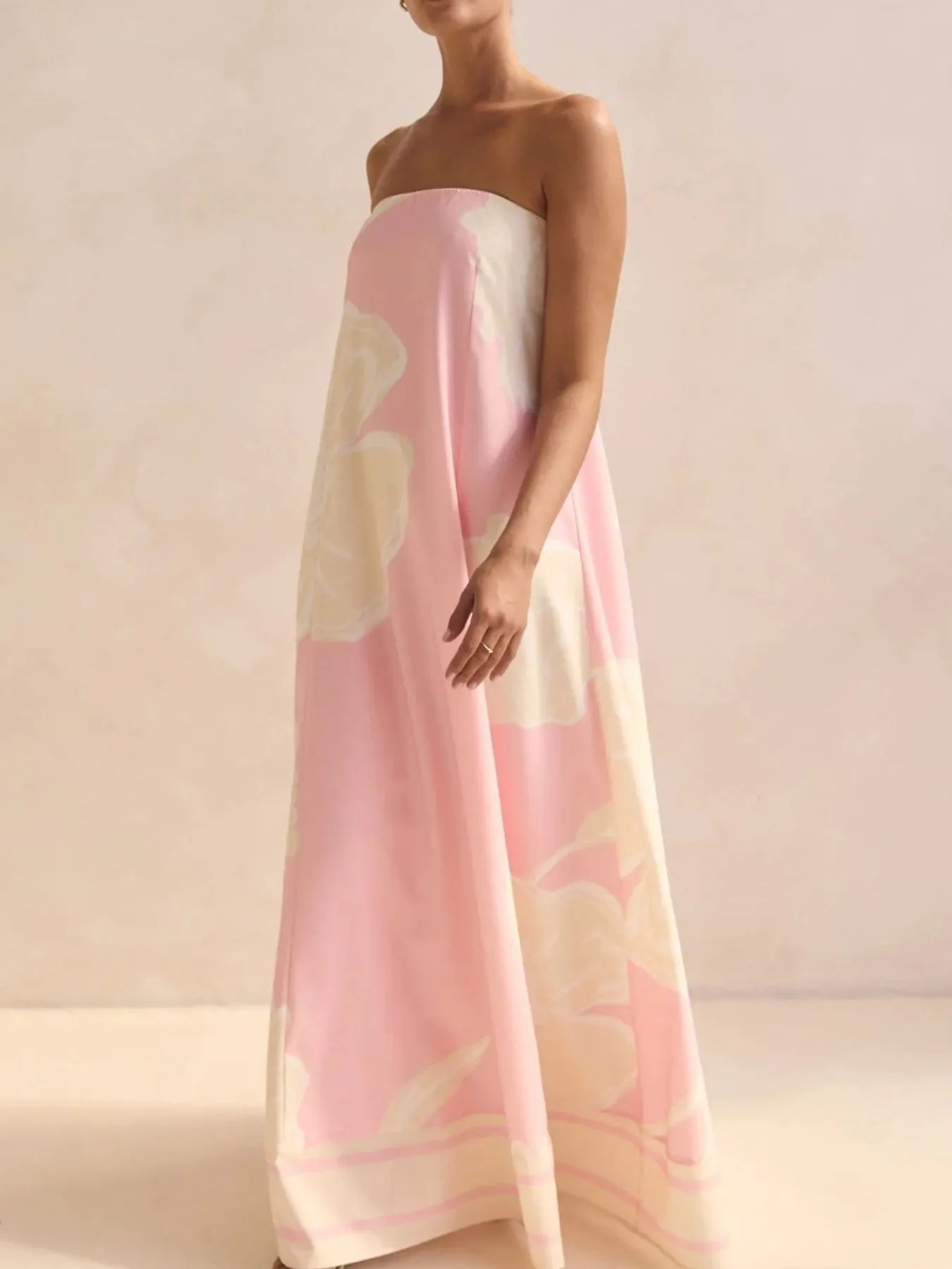 Abstract Striped Print Strapless Flowy Maxi Dress 22
