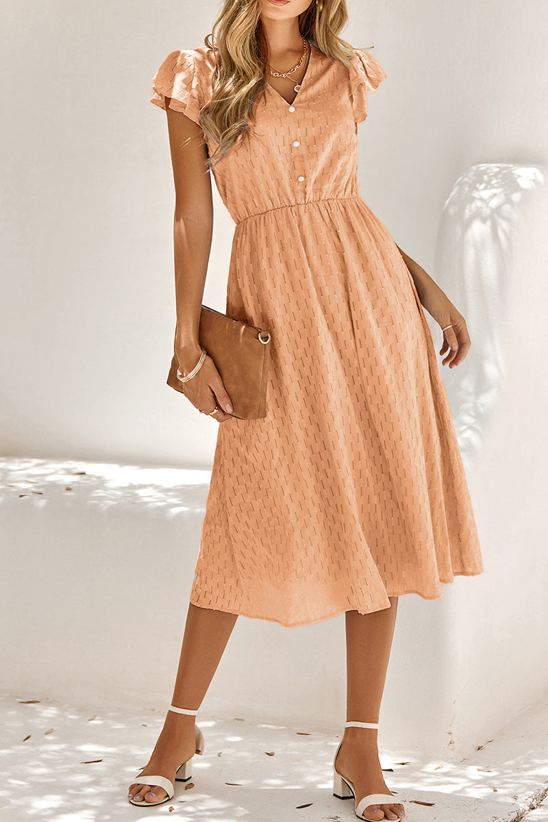 Well Tailored Dress with a Graceful Silhouette