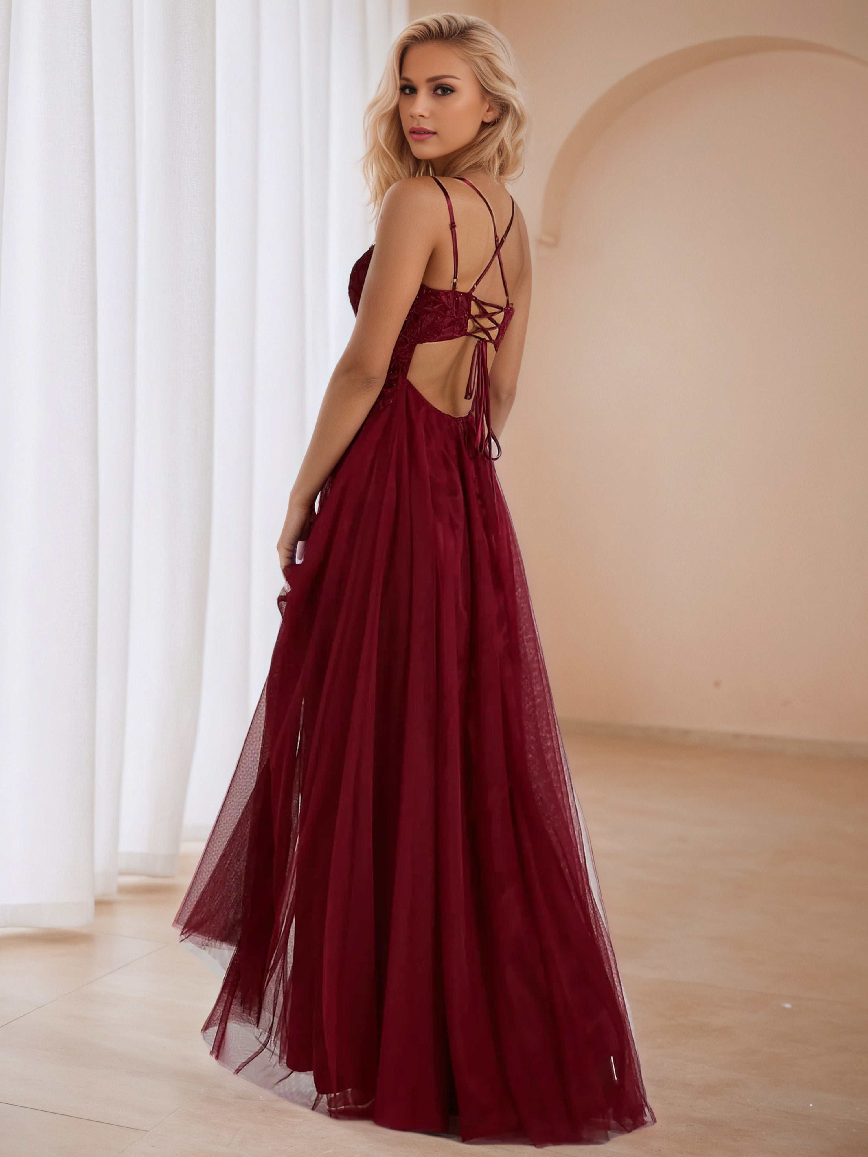 Appliques Burgundy Spaghetti Straps Tulle Formal Dresses