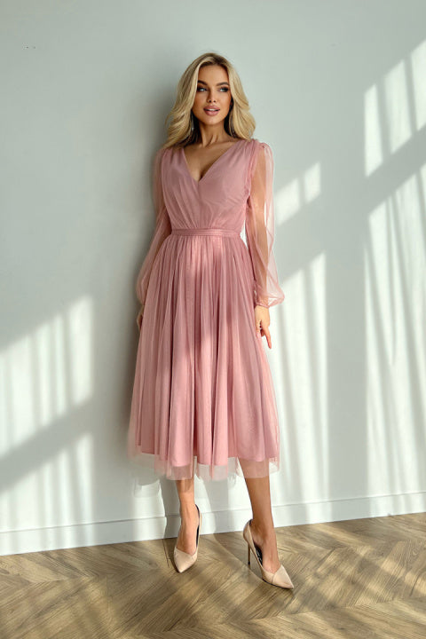Delia Relaxed and Timeless Dress for Women Wedding Guest Look