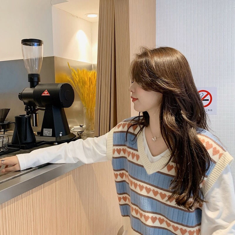 Cute Love Graphic V-Neck Vest Sweater