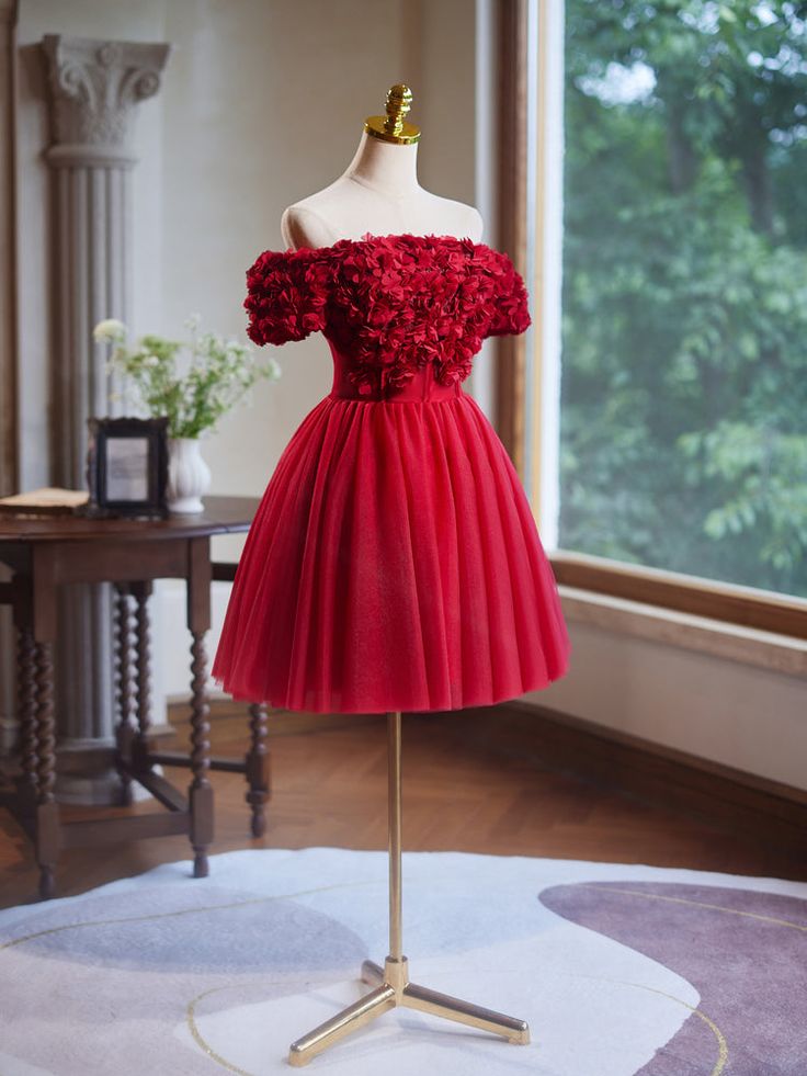 Off The Shoulder Flower Bodice Tulle Short Homecoming Dress