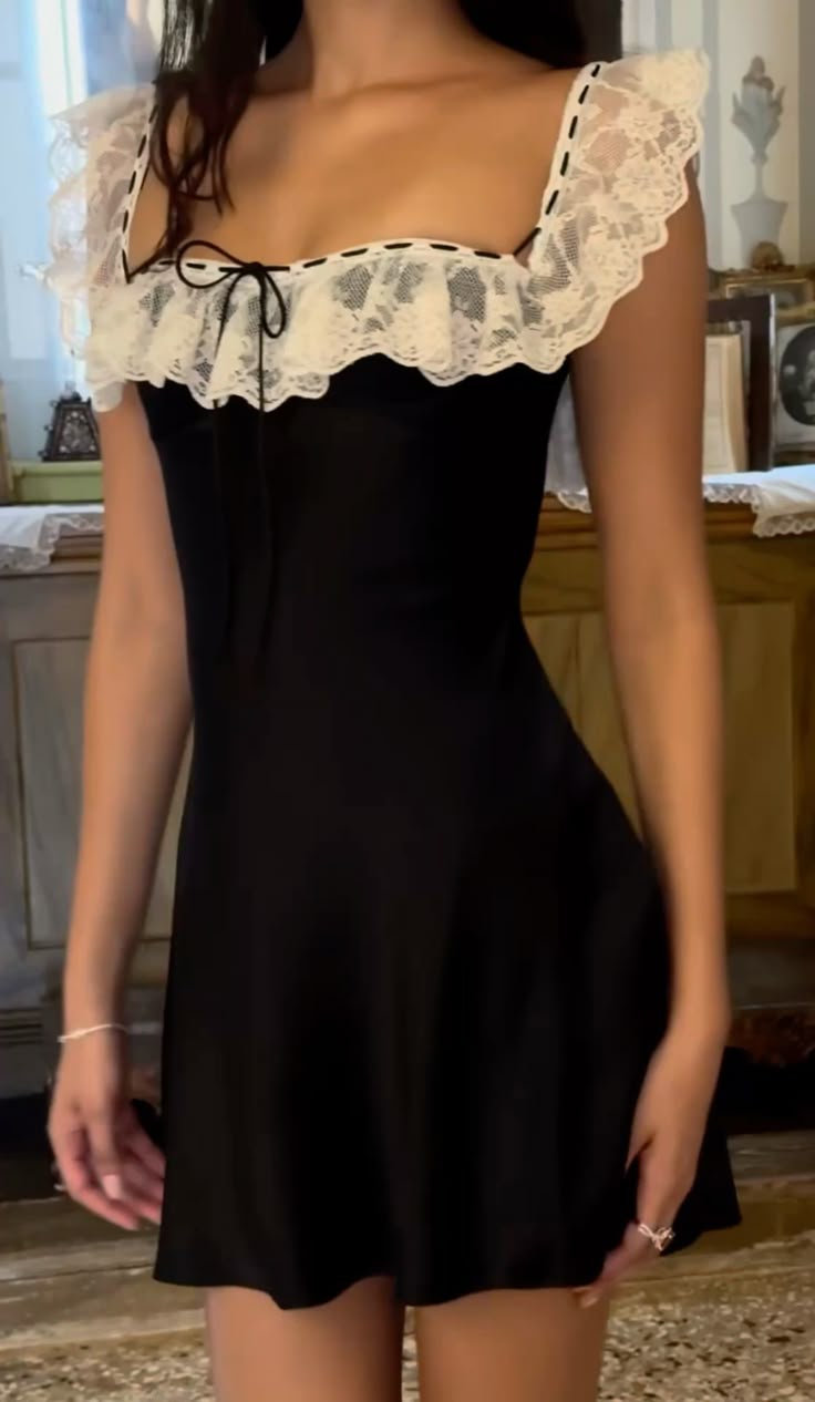 Black Short Prom Dress Lace Homecoming Dress Short Party Dress