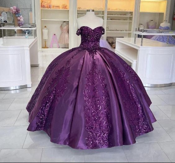 Dark Purple Ball Gown Quinceanera Dresses Bling Sequined Applique Off Shoulder Prom Party Dress