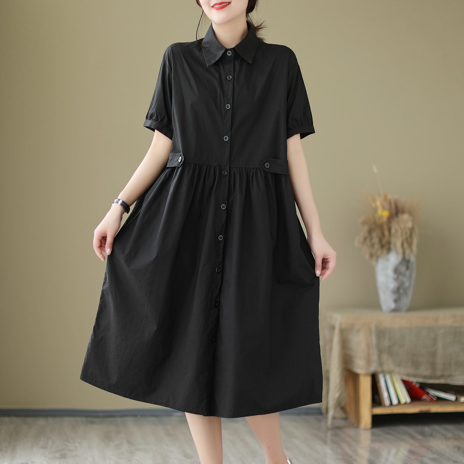 Sophisticated Dress with a Clean Classic Look