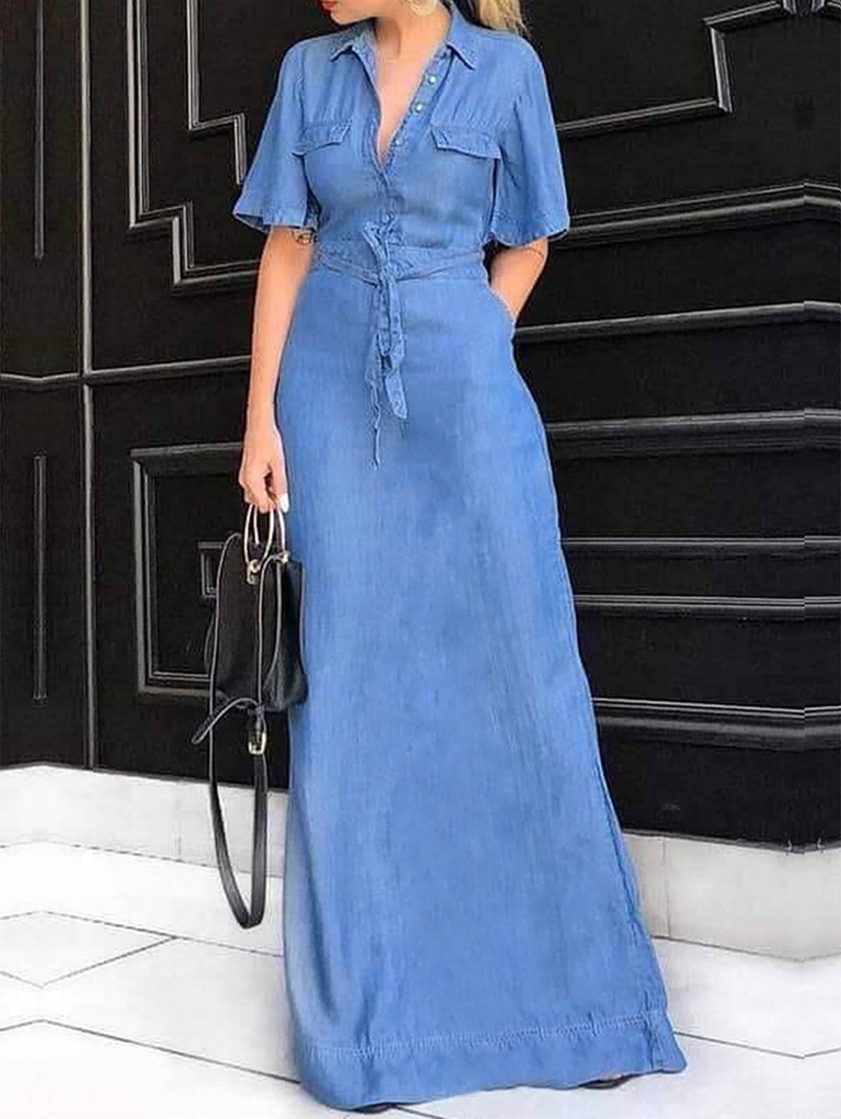 Gracefully Styled Dress for Any Occasion