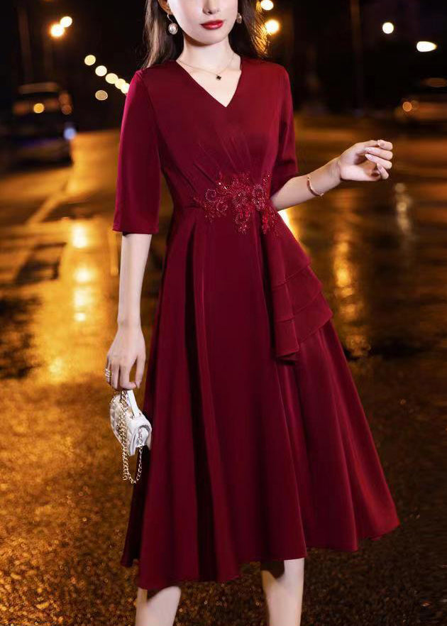 Beautifully Finished Dress in a Timeless Design