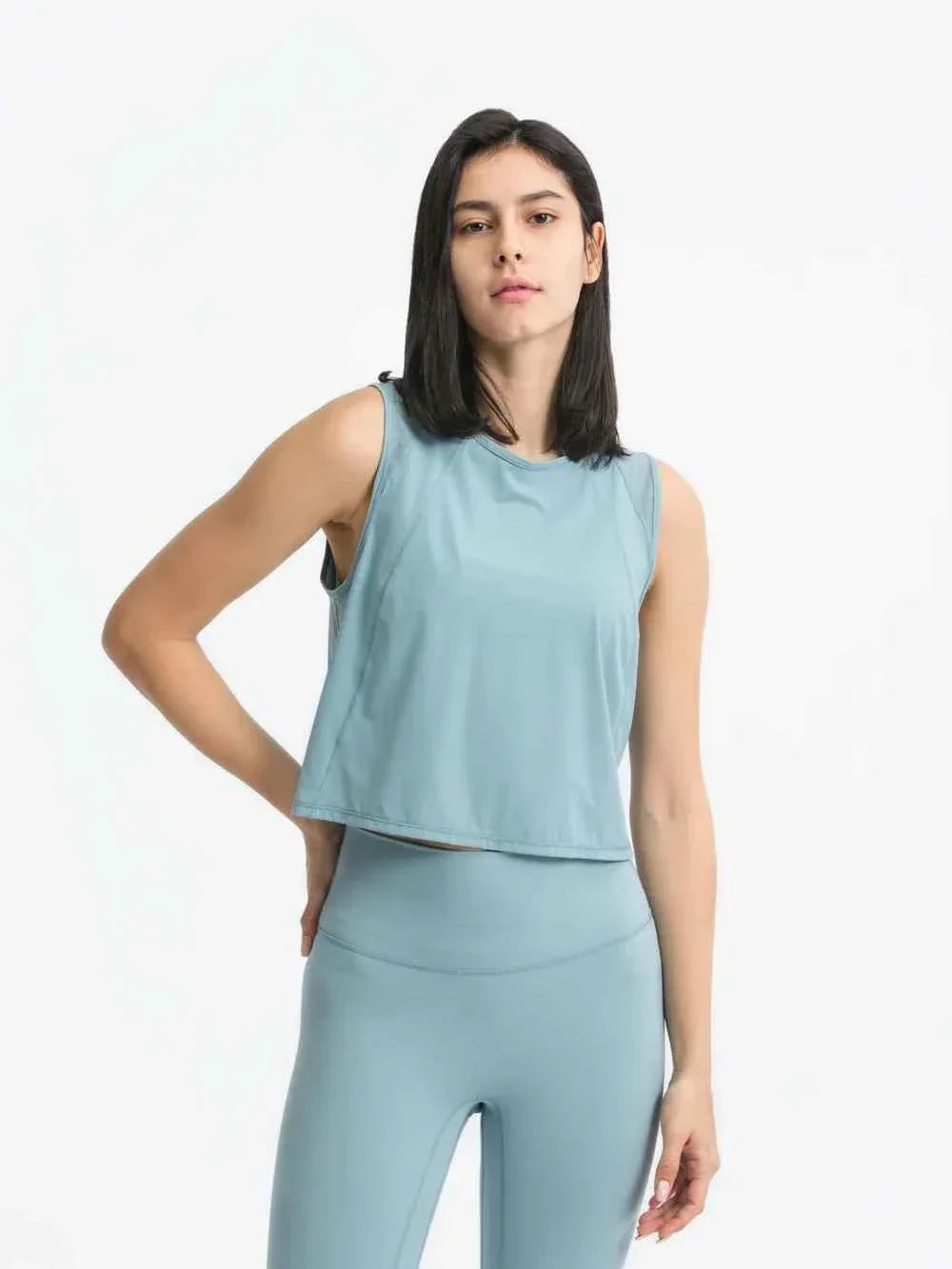 Round Neck Sleeveless Seam Detail Cropped Active Tank Top 10