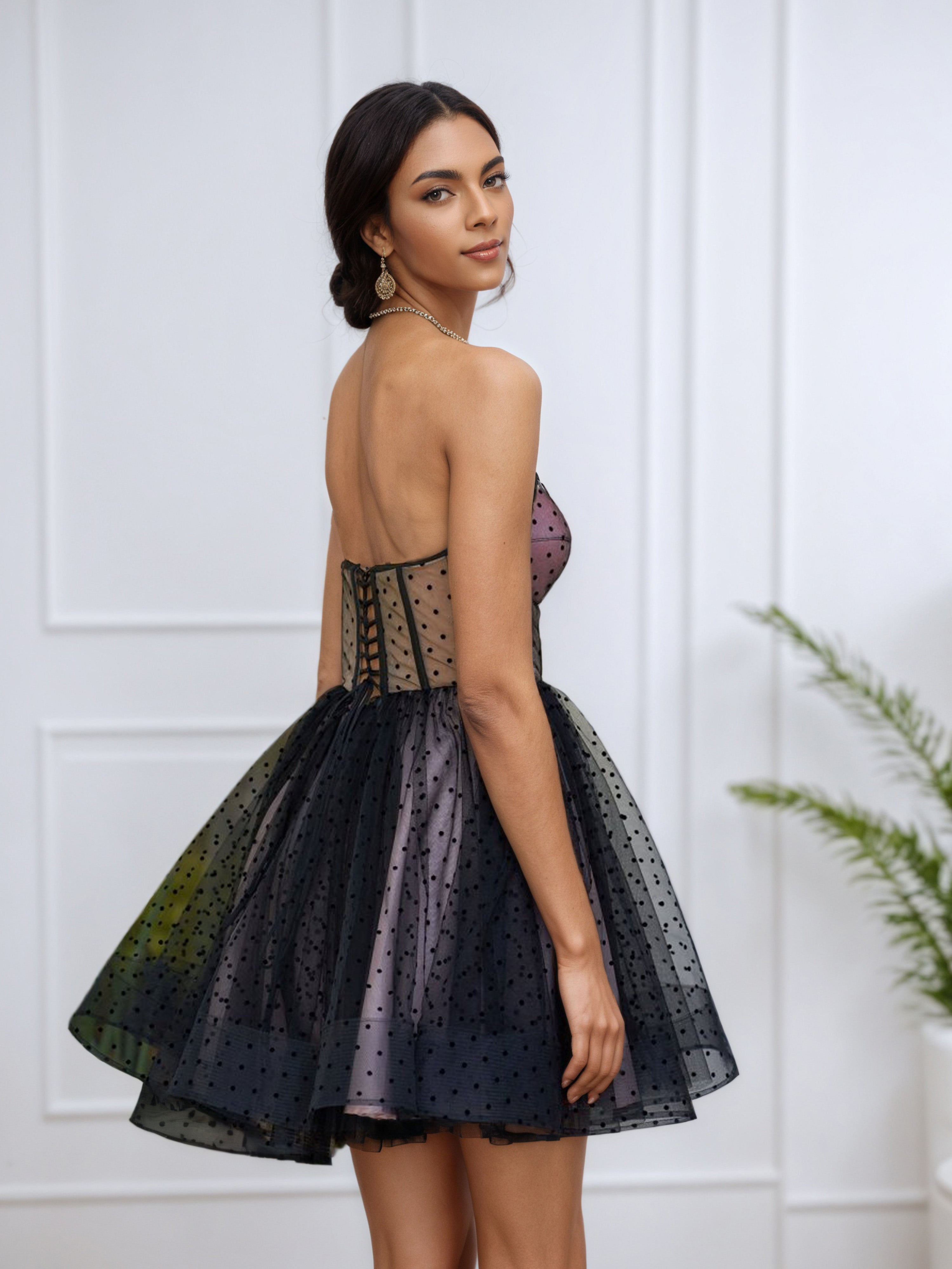 Elegant Polka Dots Strapless Black Sweetheart Homecoming Dress