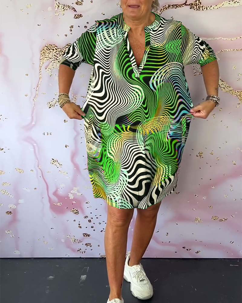 Salomé Boutique Slimming Dress with a Colorful Print Elevated Occasion Wear