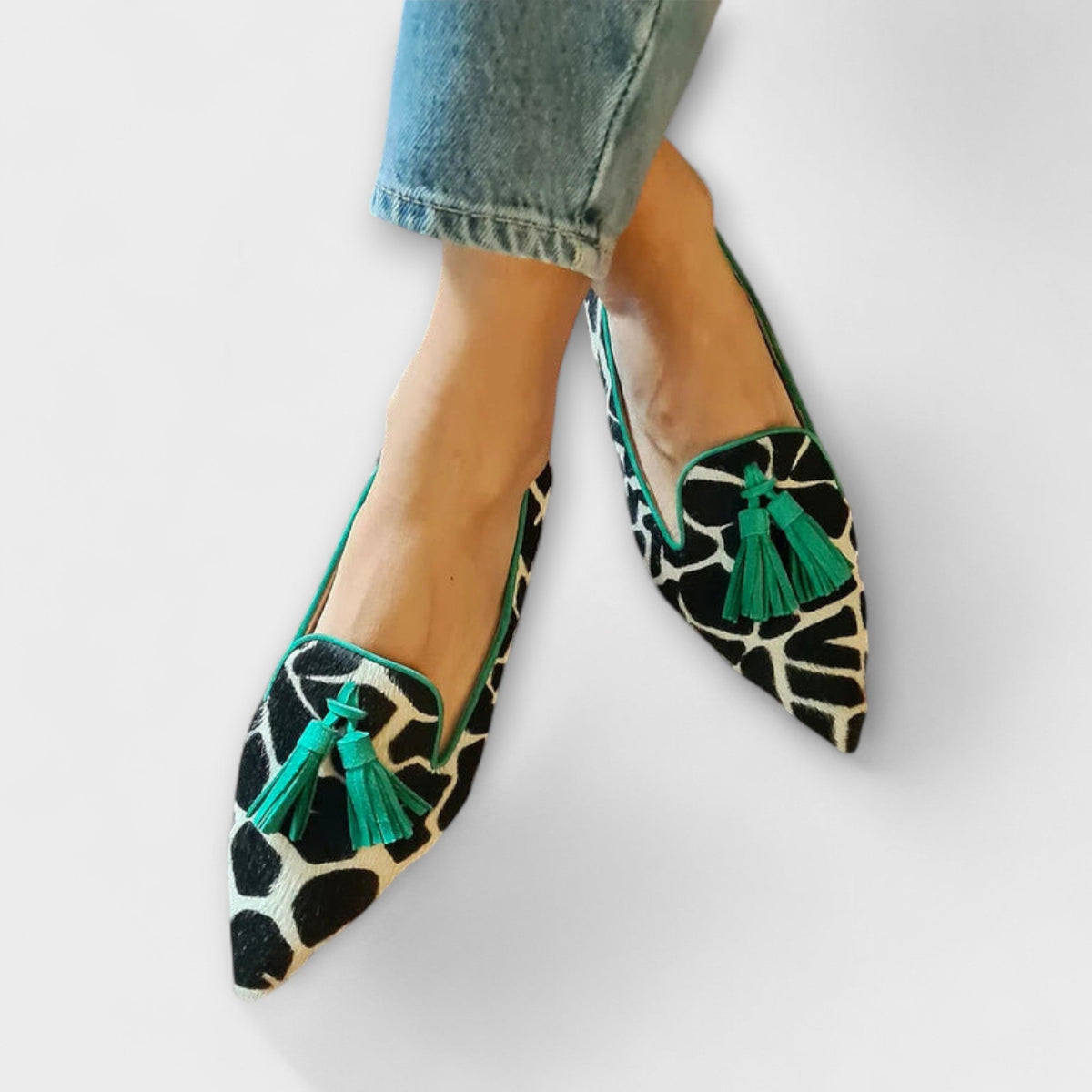 Animal Print Pointed Toe Tassel Flats