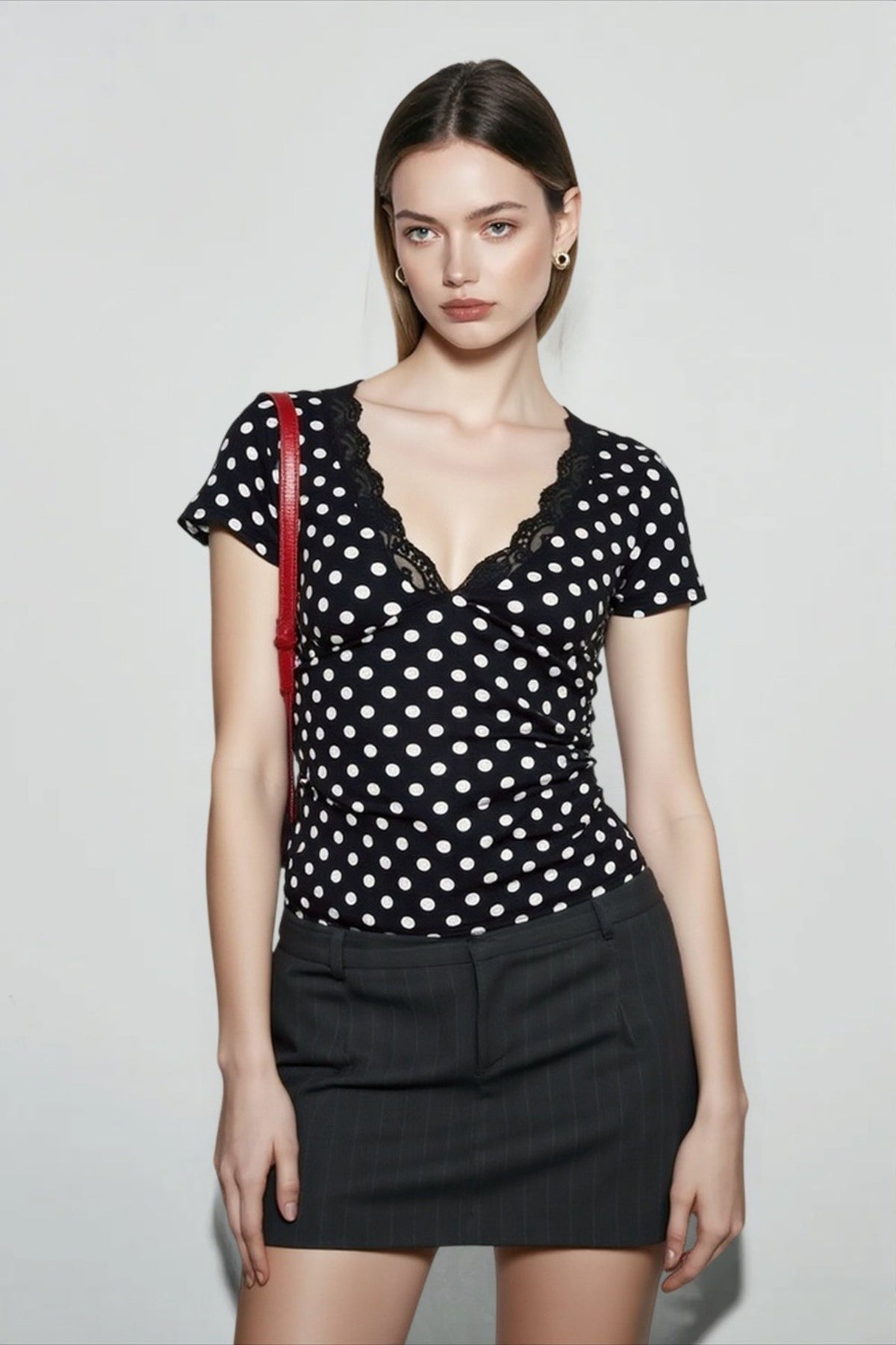 Polka Dot Lace Trim V-Neck Short Sleeve Fitted Top
