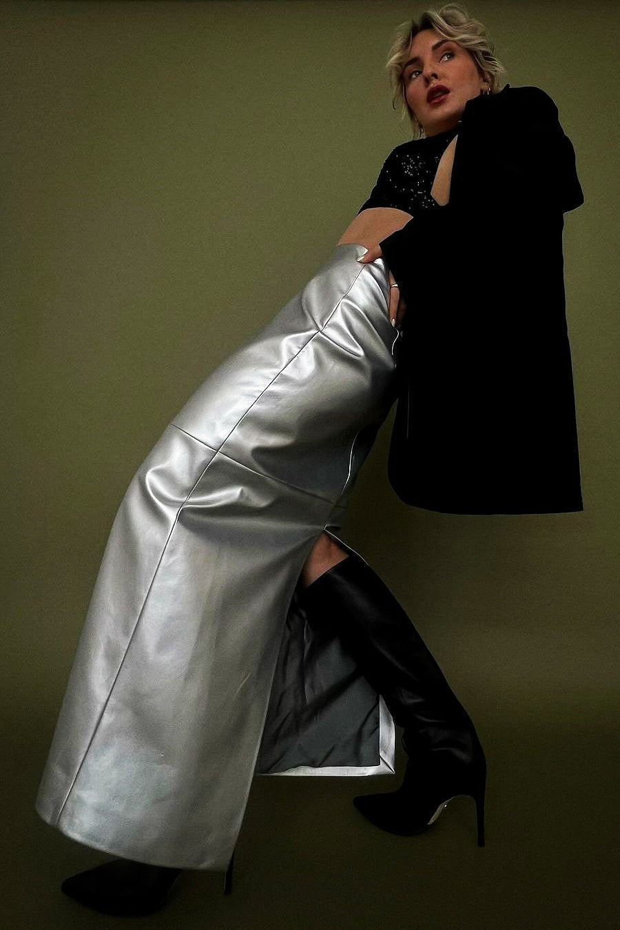 Shiny PU Leather Side Slit Pencil Skirt