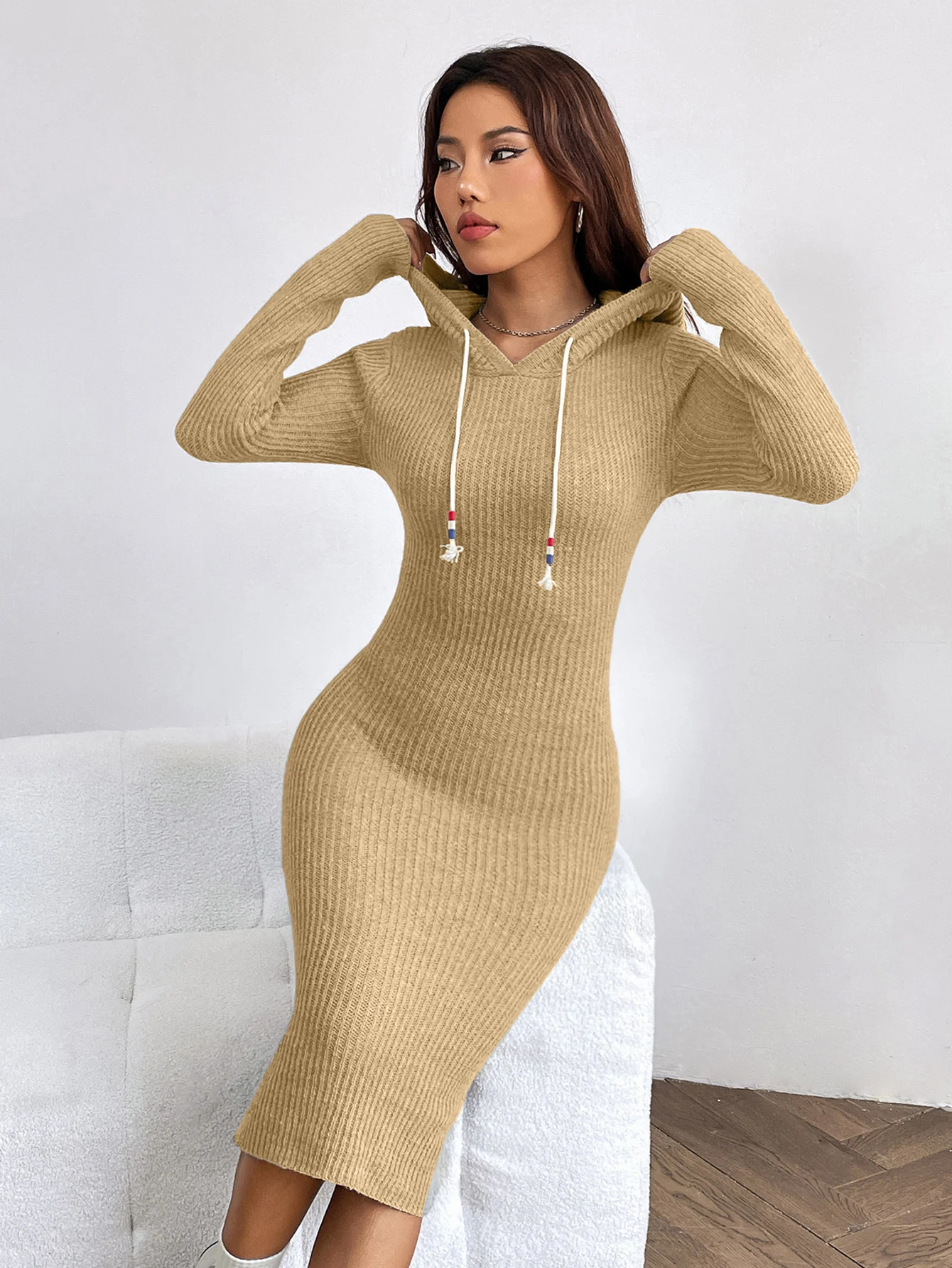 Urban Dress Inspired by Contemporary Streetwear Fashion 3