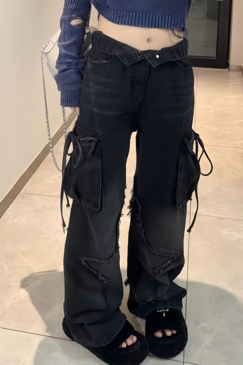 Frayed Star Patch Cargo Pocket Raw Waist Wide Leg Denim Jeans 4