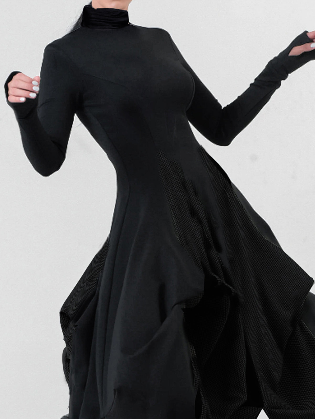 Gracefully Styled Dress for Any Occasion