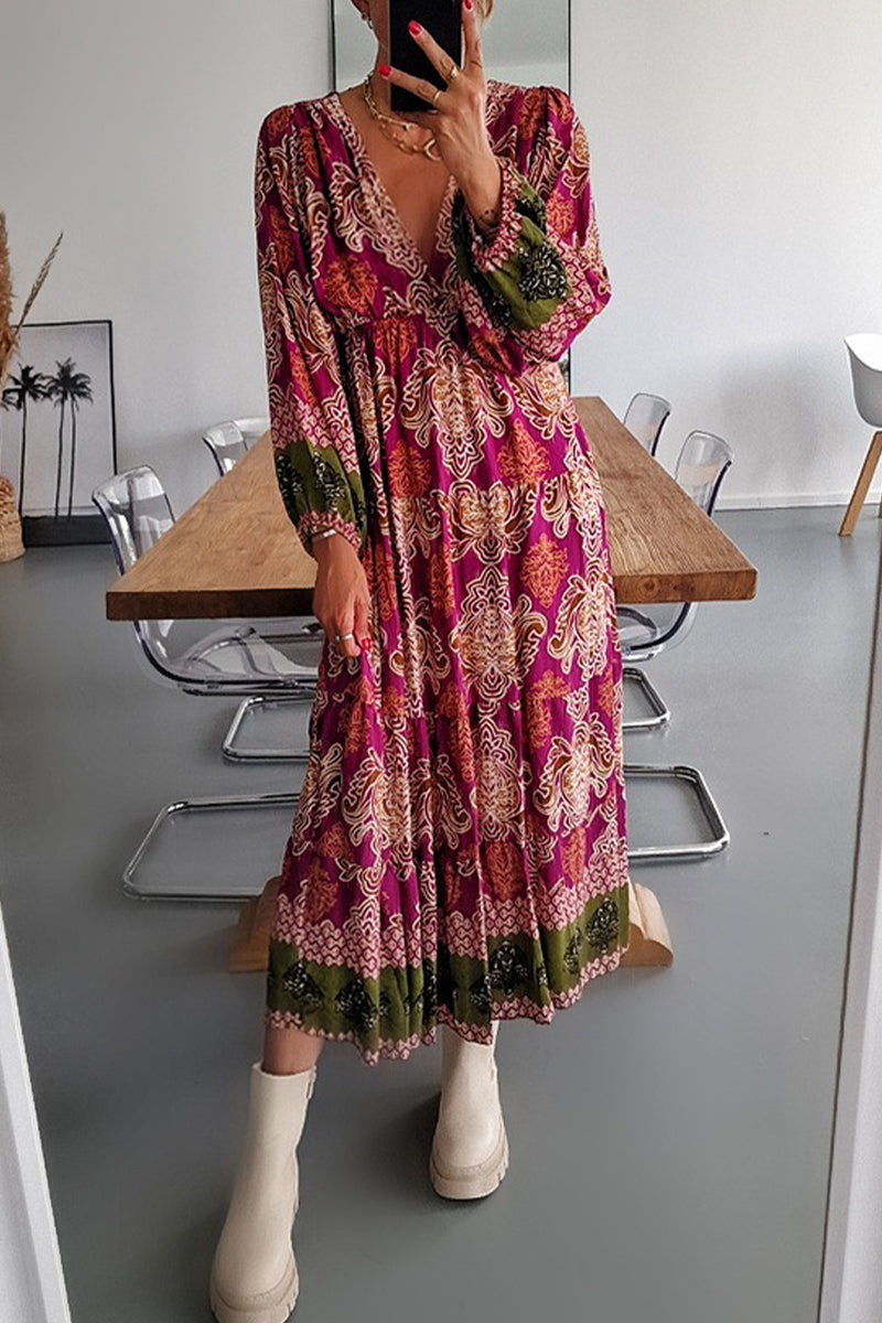 Classic Vintage Dress with a Flattering Fit