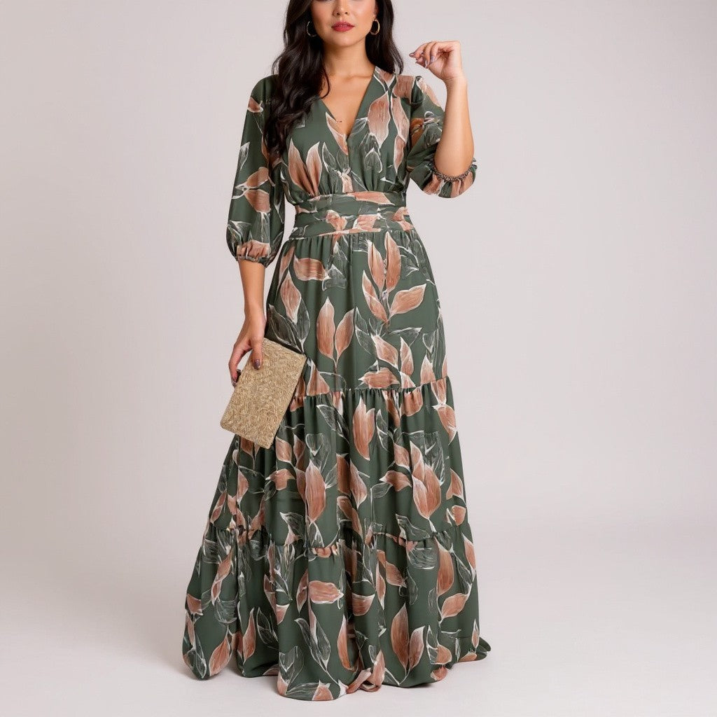 Aísha Long Floral Dress with Flowing Cut and Leaf Motif Green