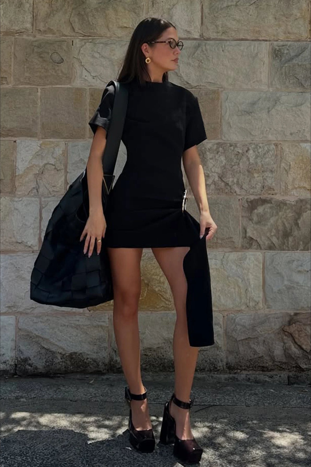 Lace V-Neck Sleeveless Bodycon Mini Dress