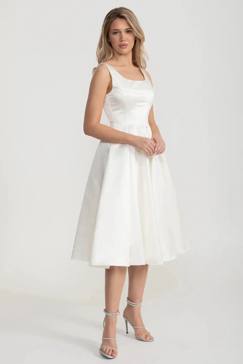 Sleeveless Scoop Neck Box Pleat Fit and Flare Tea Length Midi Dress - View 3