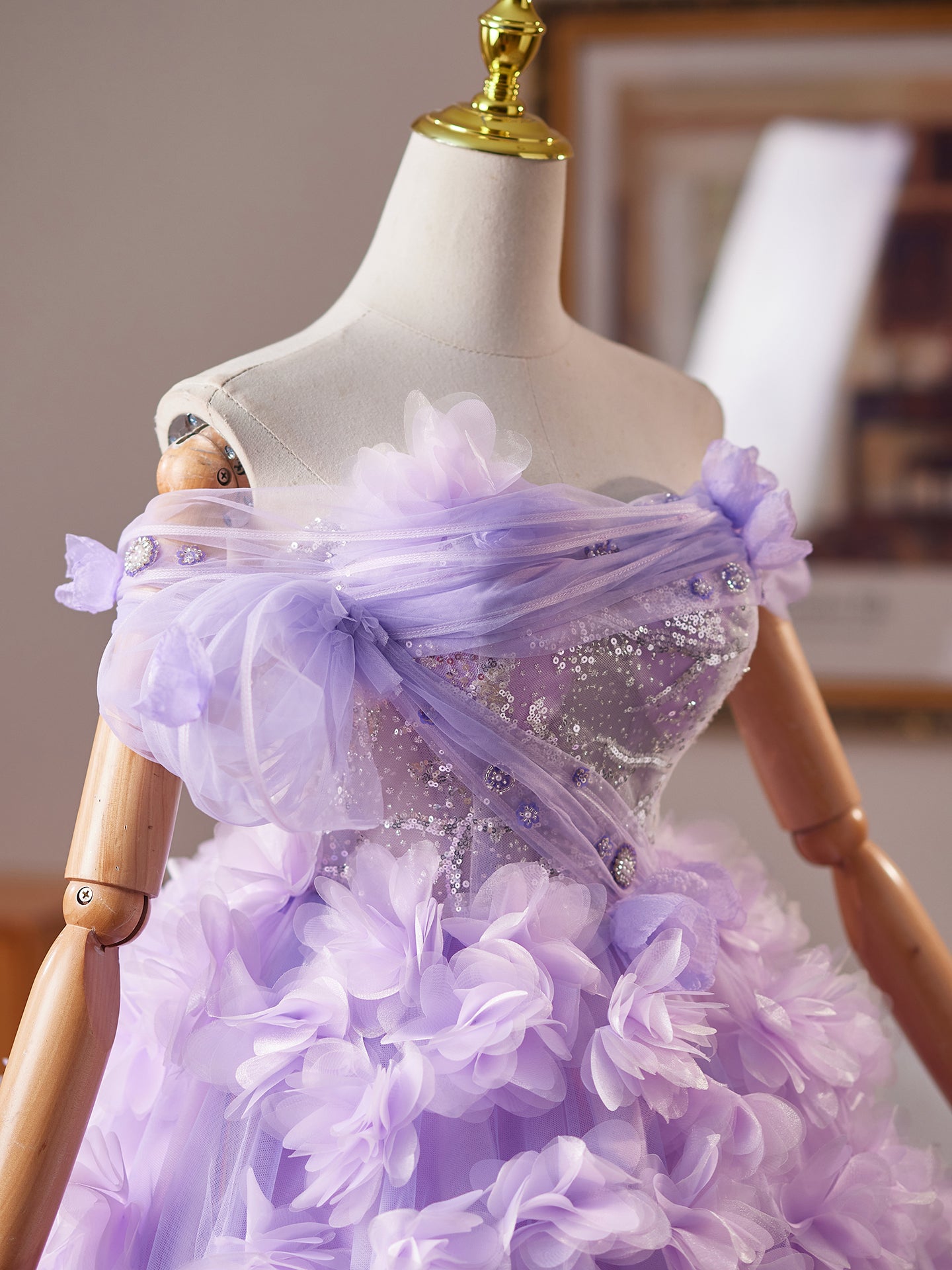 Gorgeous Lilac Tulle Flower Appliques A Line Homecoming Dress with Sequins