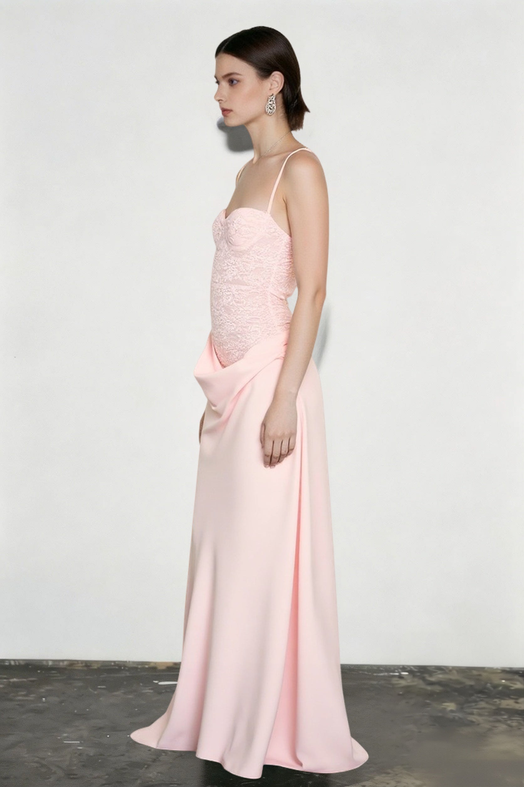 Backless Halter-Neck Bodycon Dress