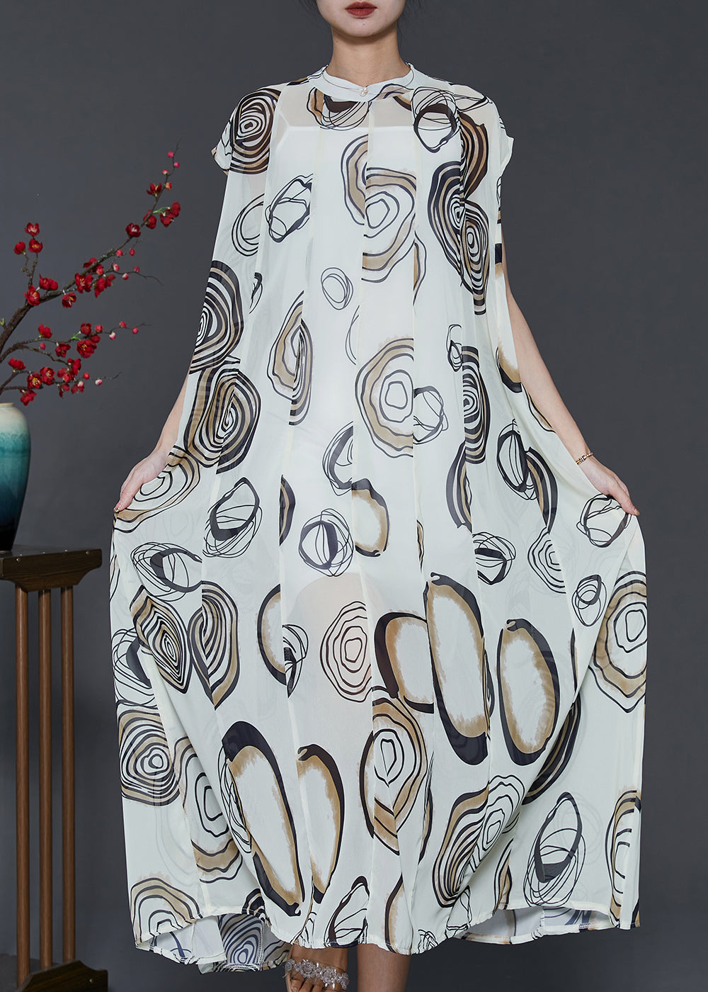 Classic Vintage & Enduringly Stylish Dress