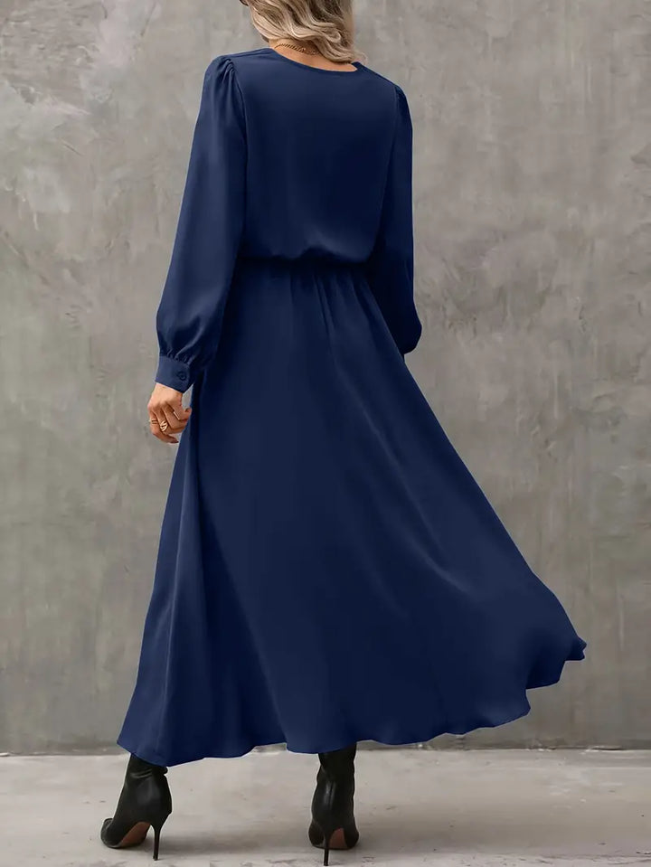 Soraya Simple And Stylish Dress with Classic Everyday Styling