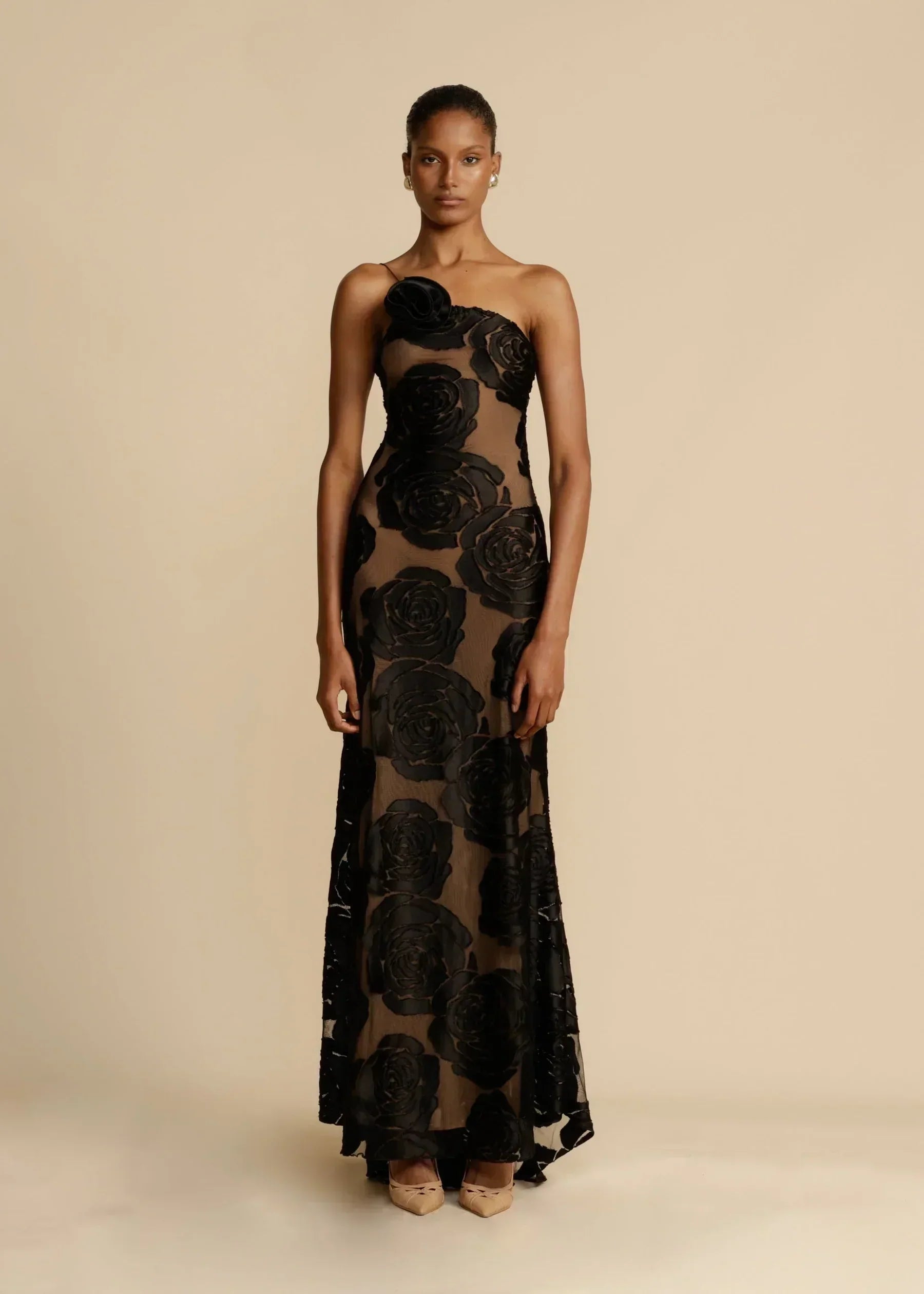 One Shoulder Floral Rosette Applique Mesh Column Floor Length Gown