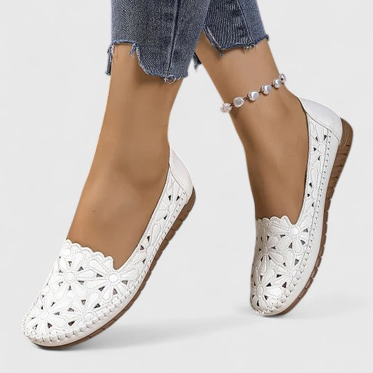 Floral Cut Out Round Toe Slip On Flats