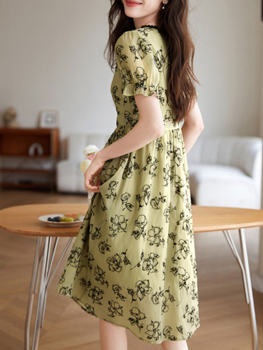 Floral Rose Print V-Neck Lace Trim Short Sleeve Button Front Pleated Midi Dress