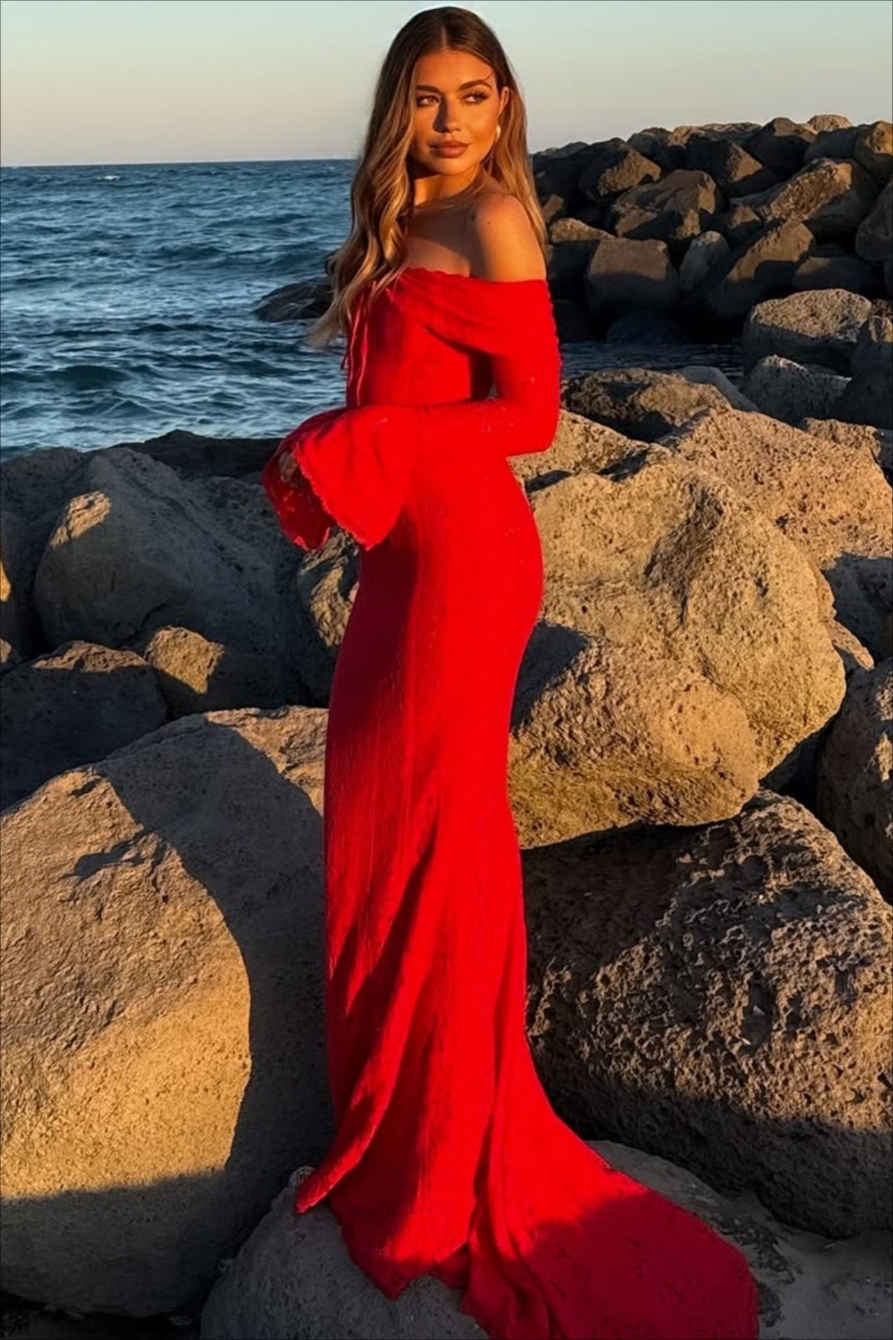 Lace Bustier Bell Sleeve Maxi Dress - View 13