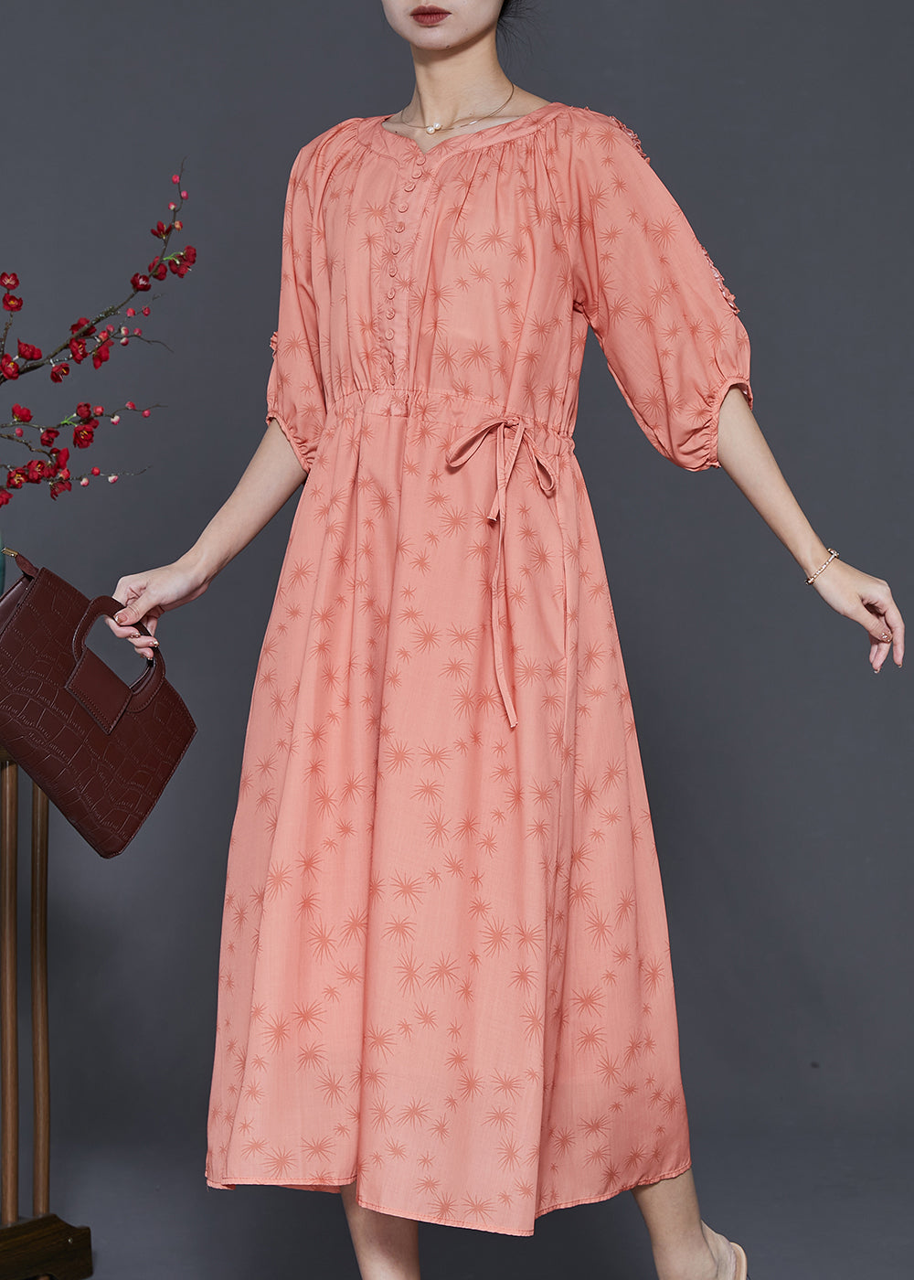 Sophisticated Dress with a Clean Classic Look