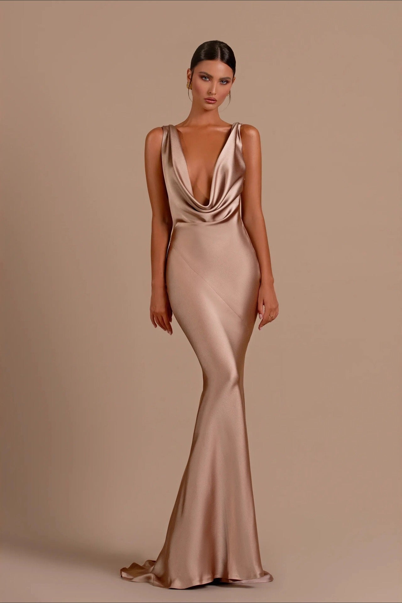 Sleeveless V-Neck Backless Slim Formal Dress