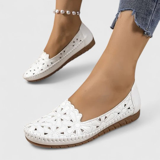 Floral Cut Out Round Toe Slip On Flats