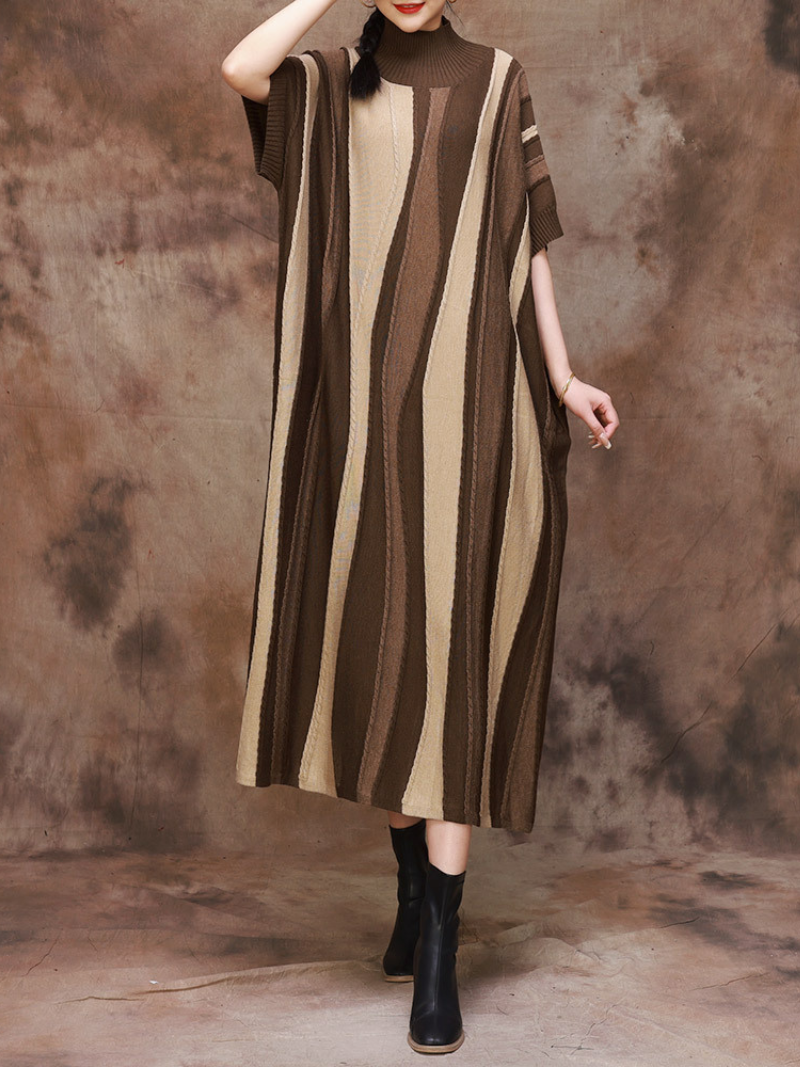 Half High Collar Pattern Midi Dress - View 3