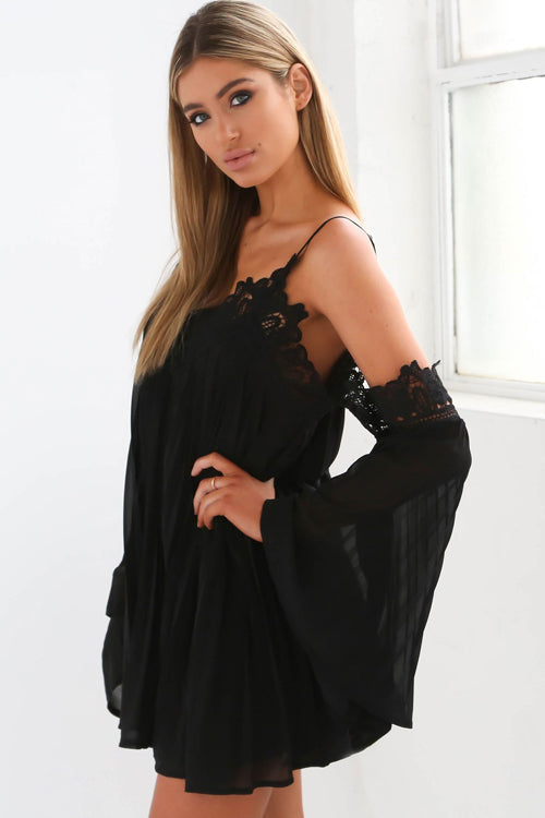 Lace Trim Cold Shoulder Bell Sleeve Pleated Chiffon Mini Dress